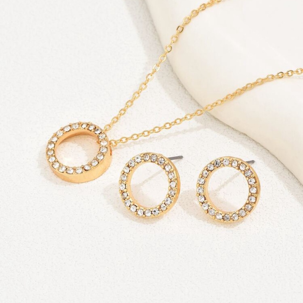 NEW dainty Goldtone Pave Diamond Open Circle Minimalist Fashion Necklace